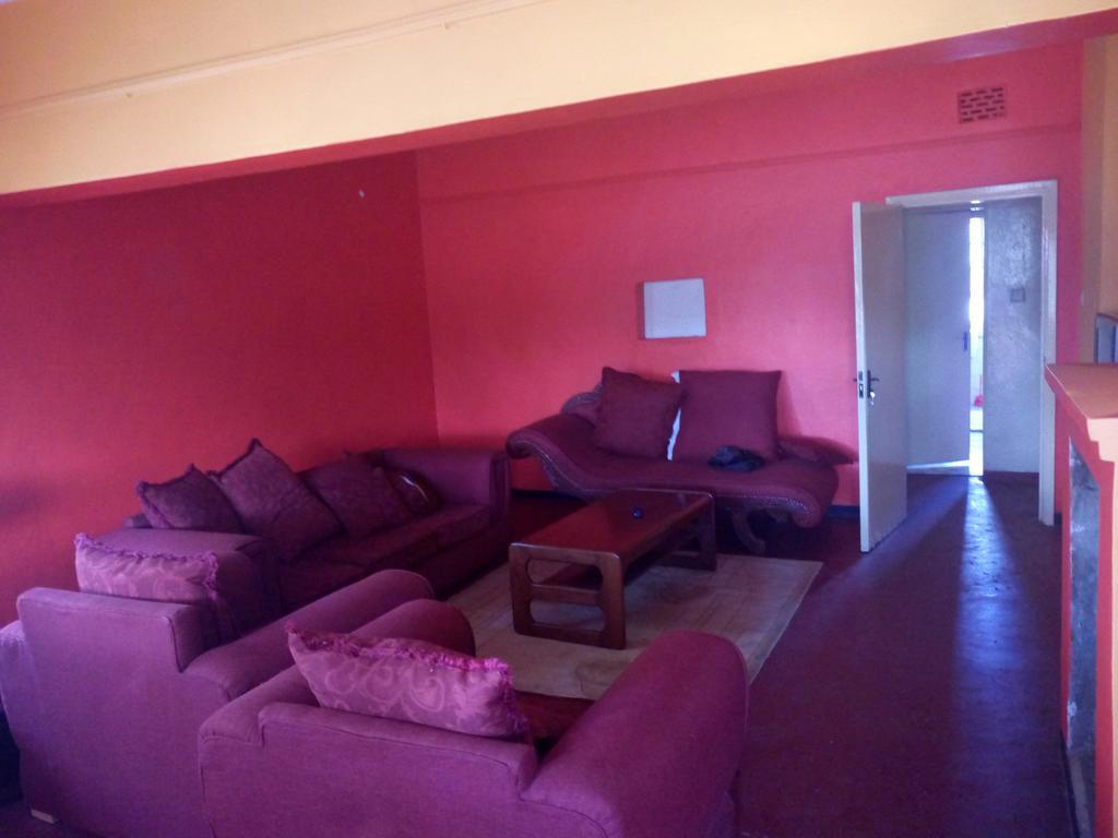 Hudsons Guest House Nakuru Bagian luar foto